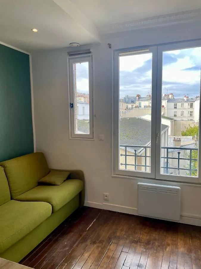 Jupiter 101 Studio Montmartre Paris