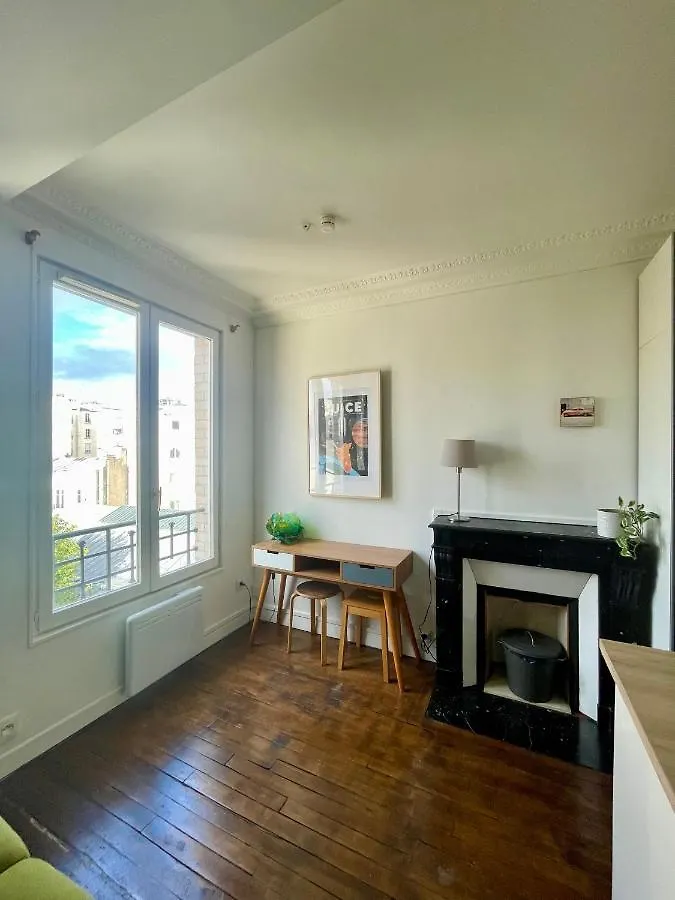 Apartment Jupiter 101 Studio Montmartre Paris