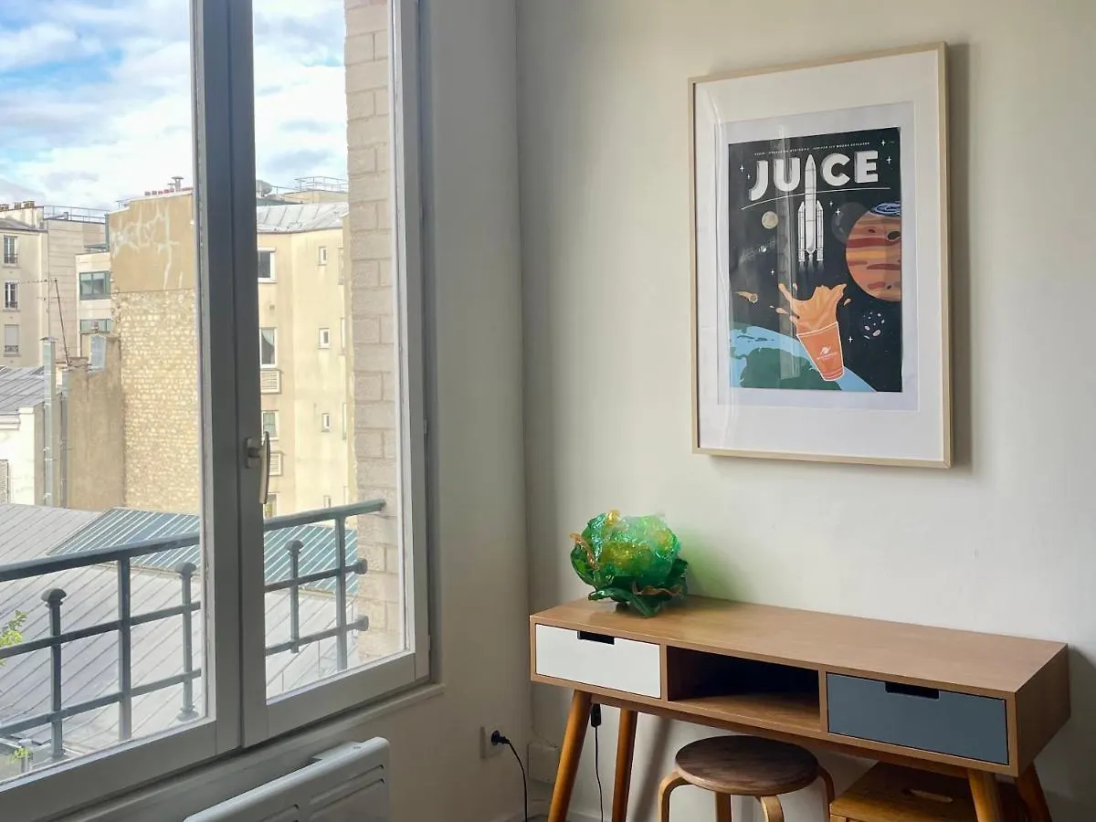 Apartment Jupiter 101 Studio Montmartre Paris